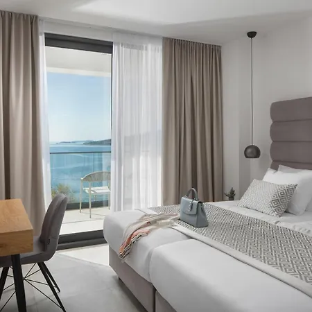 Villa New Seaview Alba Seget, 5 En-suite Bedrooms Seget Vranjica