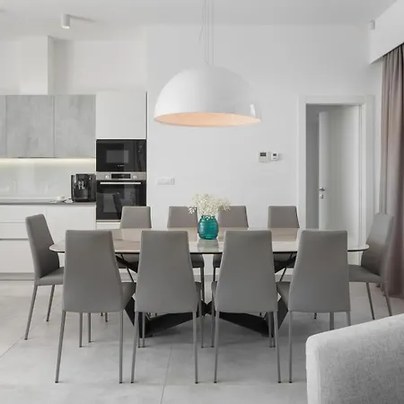 New Seaview Alba Seget, 5 En-suite Bedrooms
