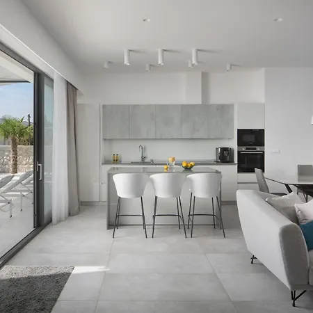 New Seaview Alba Seget, 5 En-suite Bedrooms * Seget Vranjica
