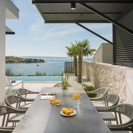 New Seaview Alba Seget, 5 En-suite Bedrooms Villa *