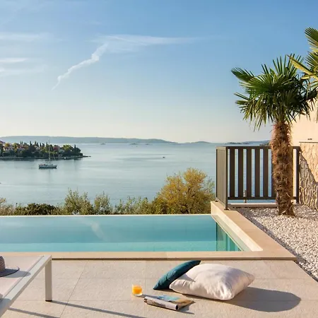 New Seaview Alba Seget, 5 En-suite Bedrooms