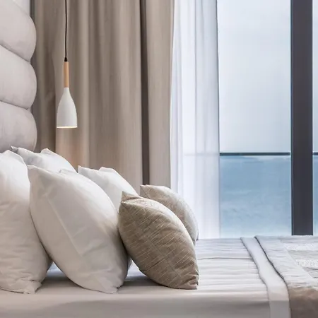 Villa New Seaview Alba Seget, 5 En-suite Bedrooms *